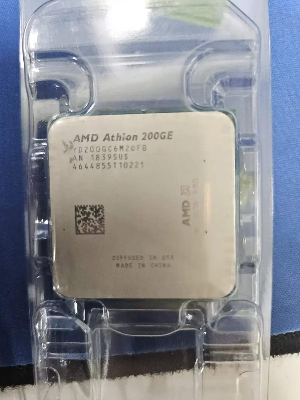 AMD 애슬론 200GE CPU 기본쿨러포함 판매합니다.